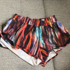 Lululemon hotty hot shorts